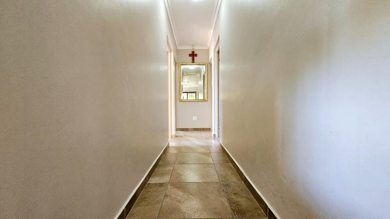 3 Bedroom Property for Sale in Reebok Western Cape